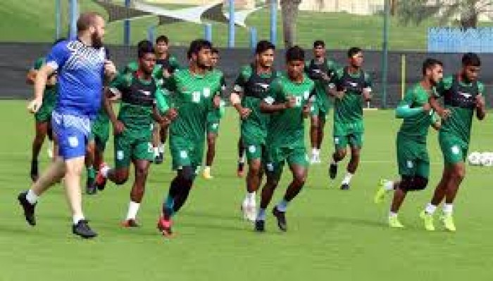 সুনামগঞ্জ স্টেডিয়ামে মাসব্যাপী ফুটবল প্রশিক্ষণ উদ্বোধন সুনামগঞ্জ স্টেডিয়ামে মাসব্যাপী ফুটবল প্রশিক্ষণ উদ্বোধন