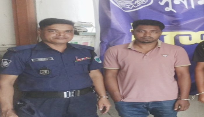 বৈষম্যবিরোধী আন্দোলনে হামলার অভিযোগে যুবক গ্রেফতার বৈষম্যবিরোধী আন্দোলনে হামলার অভিযোগে যুবক গ্রেফতার