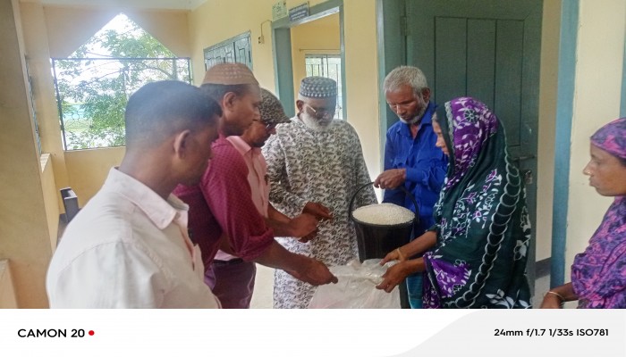 রঙ্গারচরে ভিজিএফ কর্মসূচির চাল বিতরণ রঙ্গারচরে ভিজিএফ কর্মসূচির চাল বিতরণ