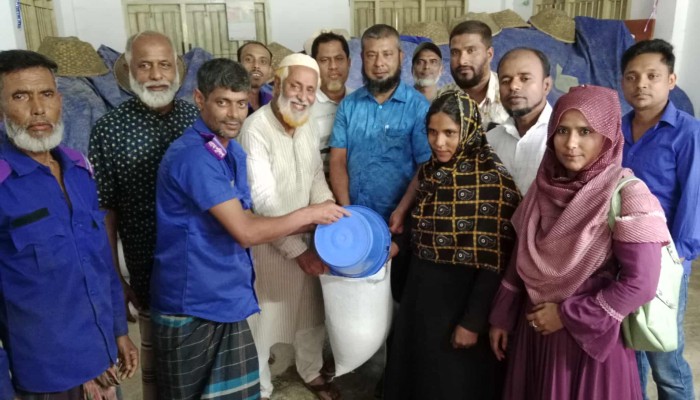 জাহাঙ্গীরনগর ইউনিয়নে ভিজিএফ’র চাল বিতরণ জাহাঙ্গীরনগর ইউনিয়নে ভিজিএফ’র চাল বিতরণ