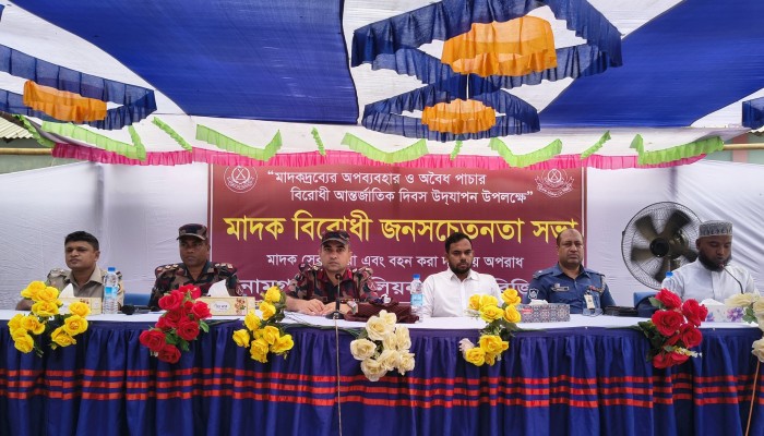 চোরাকারবারিদের কোনো ছাড় নয় : বিজিবি অধিনায়ক চোরাকারবারিদের কোনো ছাড় নয় : বিজিবি অধিনায়ক