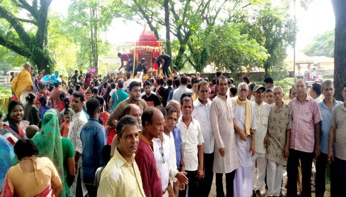 জগন্নাথপুরে রথযাত্রা উৎসব অনুষ্ঠিত জগন্নাথপুরে রথযাত্রা উৎসব অনুষ্ঠিত