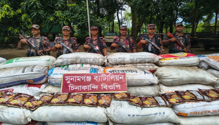 ৫৫ লক্ষ টাকার ভারতীয় ফুচকা জব্দ ৫৫ লক্ষ টাকার ভারতীয় ফুচকা জব্দ