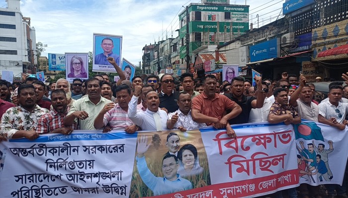 ষড়যন্ত্র রুখতে মাঠে থাকবে যুবদল ষড়যন্ত্র রুখতে মাঠে থাকবে যুবদল