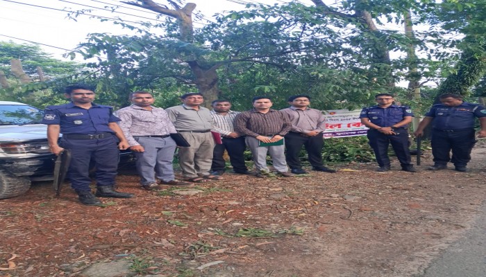 হাইড্রোলিক হর্ন ব্যবহারের দায়ে ৫ বাসকে জরিমানা হাইড্রোলিক হর্ন ব্যবহারের দায়ে ৫ বাসকে জরিমানা