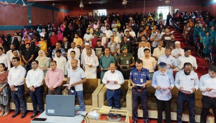 জুলাই পুনর্জাগরণে সমাজ গঠনে লাখো কণ্ঠে শপথ পাঠ জুলাই পুনর্জাগরণে সমাজ গঠনে লাখো কণ্ঠে শপথ পাঠ