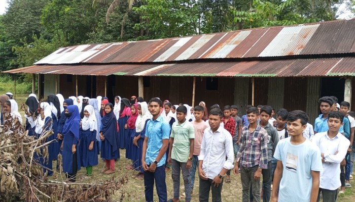 দোয়ারাবাজারে এক নামে দুই মাধ্যমিক বিদ্যালয় : বিভ্রান্তিতে শিক্ষার্থী-অভিভাবকরা দোয়ারাবাজারে এক নামে দুই মাধ্যমিক বিদ্যালয় : বিভ্রান্তিতে শিক্ষার্থী-অভিভাবকরা