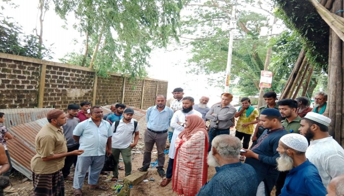 সাচনা বাজারে অবৈধ স্থাপনা উচ্ছেদ সাচনা বাজারে অবৈধ স্থাপনা উচ্ছেদ