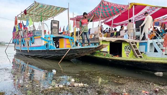শৃঙ্খলা ফিরছে না টাঙ্গুয়ার হাওরে শৃঙ্খলা ফিরছে না টাঙ্গুয়ার হাওরে