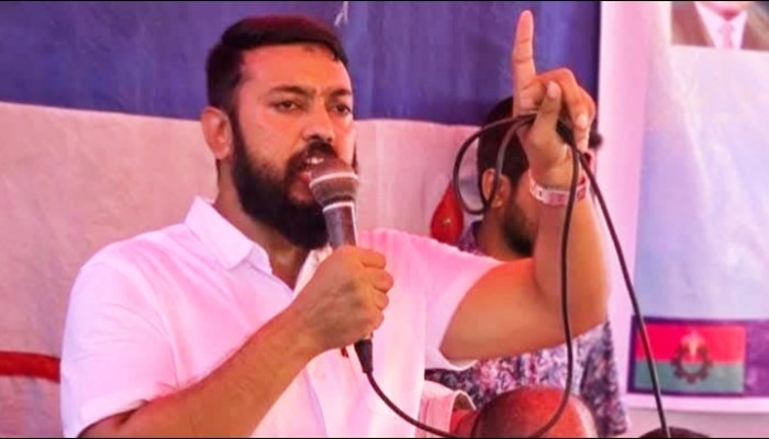 রাজপথে স্বৈরাচারবিরোধী এক প্রত্যয়ী কণ্ঠস্বর জাহাঙ্গীর আলম রাজপথে স্বৈরাচারবিরোধী এক প্রত্যয়ী কণ্ঠস্বর জাহাঙ্গীর আলম