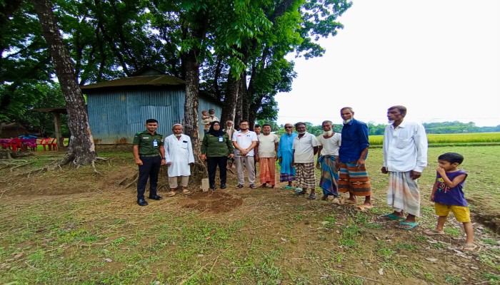 বিশ্বম্ভরপুরে আনসার-ভিডিপির ভূমি উদ্ধার বিশ্বম্ভরপুরে আনসার-ভিডিপির ভূমি উদ্ধার
