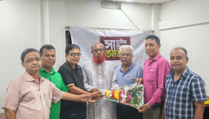 সুনামকণ্ঠ সাহিত্য পরিষদের সাহিত্য আড্ডা অনুষ্ঠিত সুনামকণ্ঠ সাহিত্য পরিষদের সাহিত্য আড্ডা অনুষ্ঠিত