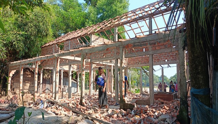 দিরাইয়ে প্রতিপক্ষের হামলার ভয়ে গ্রামছাড়া অর্ধশত পরিবার দিরাইয়ে প্রতিপক্ষের হামলার ভয়ে গ্রামছাড়া অর্ধশত পরিবার