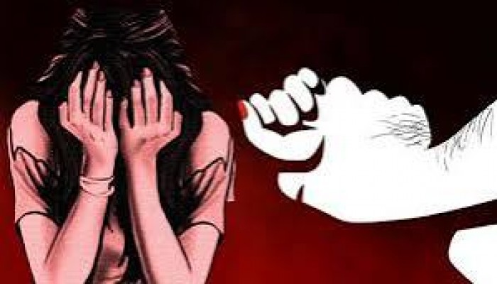 ৭০ হাজার টাকা দিয়ে মীমাংসার চেষ্টা, প্রতিবন্ধী কিশোরীকে ধর্ষণের অভিযোগে মামলা দায়ের ৭০ হাজার টাকা দিয়ে মীমাংসার চেষ্টা, প্রতিবন্ধী কিশোরীকে ধর্ষণের অভিযোগে মামলা দায়ের