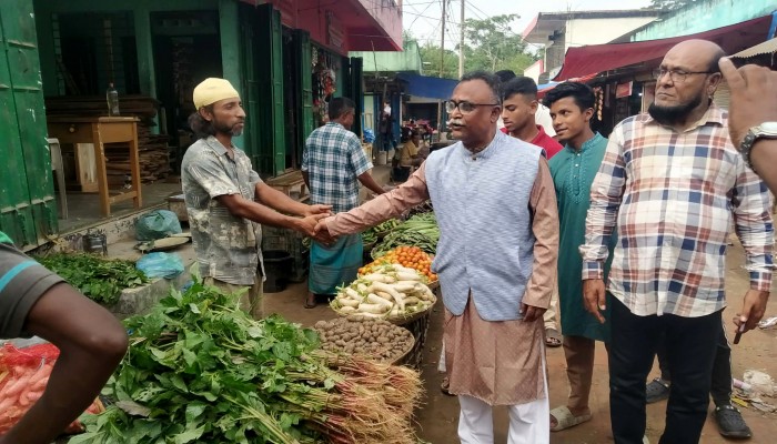 জগন্নাথপুরে এমপি প্রার্থী এমএ কাহারের গণসংযোগ