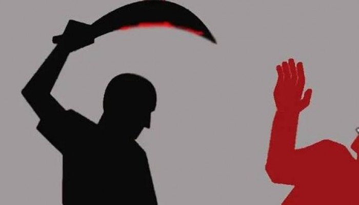 দেবরের দায়ের কোপে ভাবী গুরুতর আহত