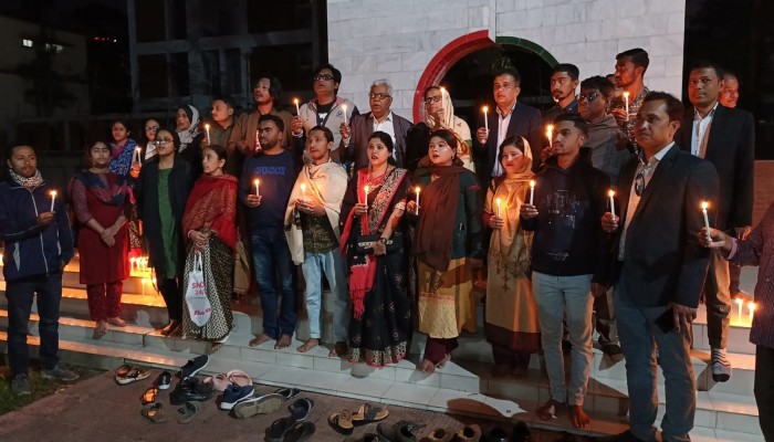 বিনম্র শ্রদ্ধায় শহীদ বুদ্ধিজীবীদের স্মরণ