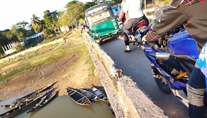 দোয়ারাবাজার-শরীফপুর ব্রিজ এখন মরণ ফাঁদ
