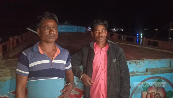 ৩১টি ভারতীয় গরু জব্দ, দুই ব্যক্তি আটক