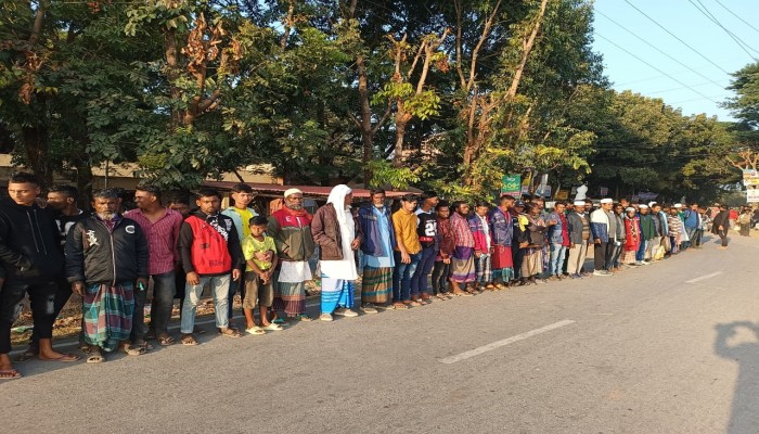 দুই যুবদল নেতার বিরুদ্ধে বিএনপি নেতাকে মারধরের অভিযোগ, বিচার দাবিতে মানববন্ধন