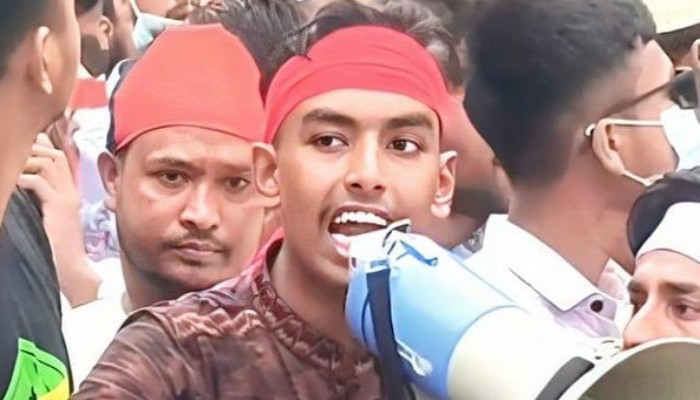 “এসআইকে সন্তোষকে জ্বালাই দিয়েছিলাম” বলা জুলাইযোদ্ধা মাহদী গ্রেপ্তার