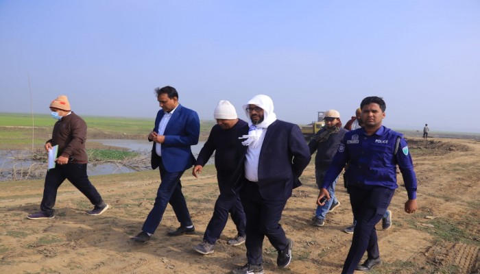 ফসলরক্ষা বাঁধের নির্মাণ কাজে অনিয়ম হলে কঠোর ব্যবস্থা: সুনামগঞ্জের ডিসি ইলিয়াস মিয়া