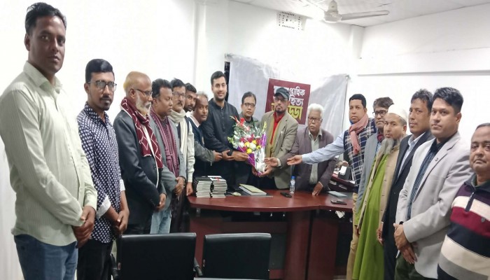 সুনামকণ্ঠ সাহিত্য পরিষদের সাপ্তাহিক সাহিত্য আড্ডা অনুষ্ঠিত