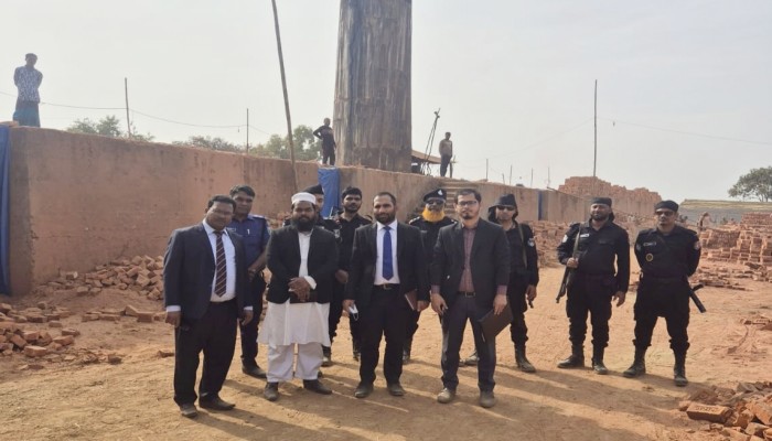 দুই ইটভাটাকে ৪ লাখ টাকা জরিমানা