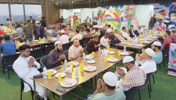 ট্রাস্ট ব্যাংকের উদ্যোগে ইফতার ও দোয়া মাহফিল অনুষ্ঠিত