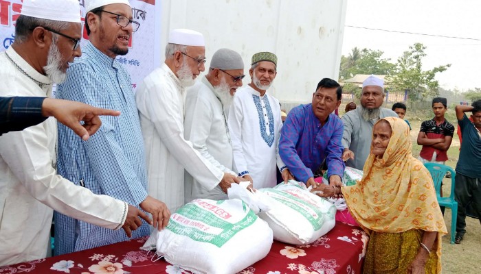 গ্রেটার সিলেট ডেভেলপমেন্ট অ্যান্ড ওয়েলফেয়ার কাউন্সিল ইউকের উদ্যোগে খাদ্যসামগ্রী বিতরণ