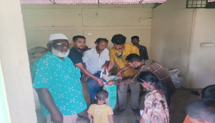 রঙ্গারচর ইউনিয়নে ভিজিএফ কর্মসূচির চাল বিতরণ