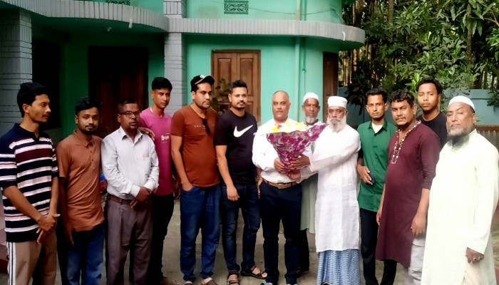 যুক্তরাজ্যের সুইন্ডন মেয়র আবদুল আমিনকে সংবর্ধনা