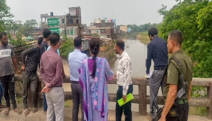 ভাঙন রোধ, অবৈধ দখল উচ্ছেদ এবং দূষণ নিয়ন্ত্রণে দ্রুত ব্যবস্থা গ্রহণের নির্দেশনা