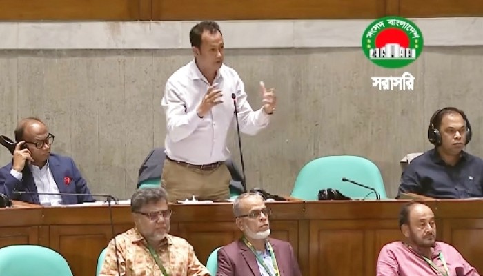 হাওরে আশ্রয়কেন্দ্র এবং বজ্রনিরোধক দন্ড স্থাপনের দাবি এমপি কামরুল