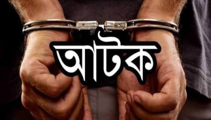 শহর থেকে চুরি হওয়া দুটি মোটরসাইকেল উদ্ধার, আটক ২