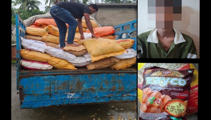 ভারতীয় ফুচকা ও জিরাসহ আটক ১