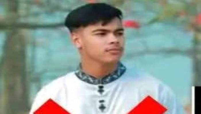 মুহাম্মদ সাঃ কে কটুক্তিকারী আটক প্রিন্স রায় দীপ্ত'র ফাঁসির দাবীতে জনতার বিক্ষোভ