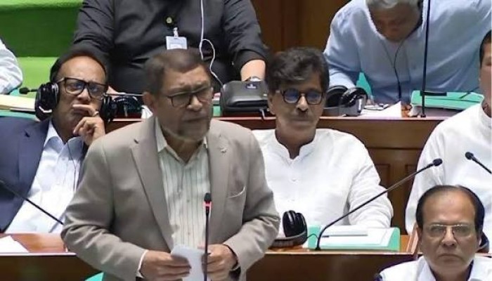 আদ-দ্বীনের লাইসেন্স স্থগিত নিয়ে দলীয়করণ কেন, জামায়াতকে স্বাস্থ্যমন্ত্রীর প্রশ্ন