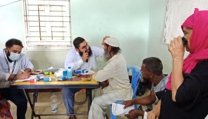 দিরাইয়ে বিনামূল্যে চক্ষু চিকিৎসা ও বস্ত্র বিতরণ