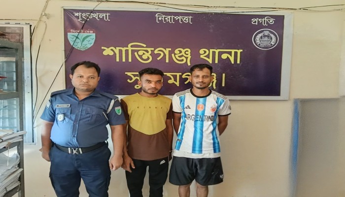 শান্তিগঞ্জে ইয়াবাসহ আটক ২, প্রাইভেটকার জব্দ