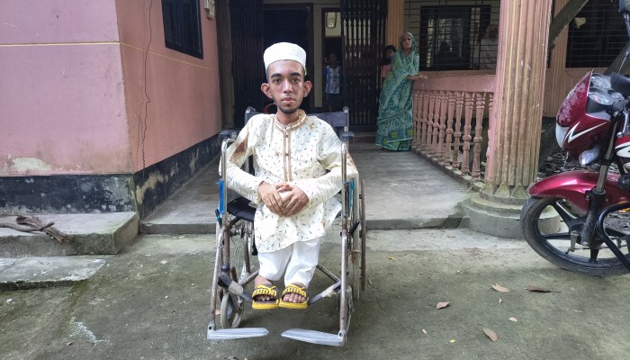 শারীরিক প্রতিবন্ধকতা জয় করে গোল্ডেন এ প্লাস অর্জন