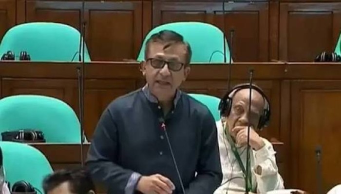 তিন বছরে ৪০০টির বেশি গার্মেন্টস কারখানা বন্ধ : সংসদে বাণিজ্যমন্ত্রী