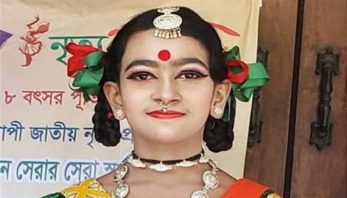 নৃত্য প্রতিযোগিতায় নিশাত এর স্বর্ণপদক অর্জন